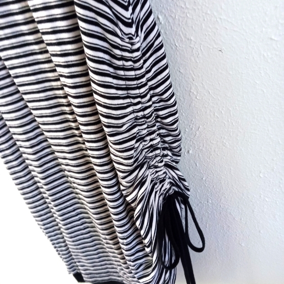 ATHLETA Sweetwater Reversible Ruched Dress | M - Picture 6 of 10